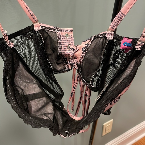 edikted corset top - Picture 2 of 3